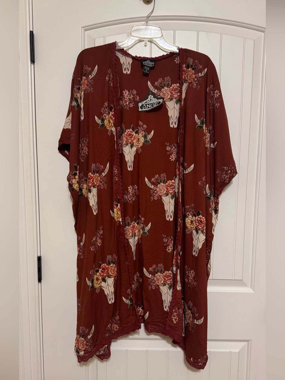 Angie Rust Red Colored Western Cow Skull & Floral Kimono Size Medium NWT